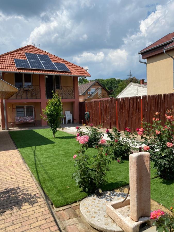 Sweet Home Apartman Hajdúszoboszló Exterior foto